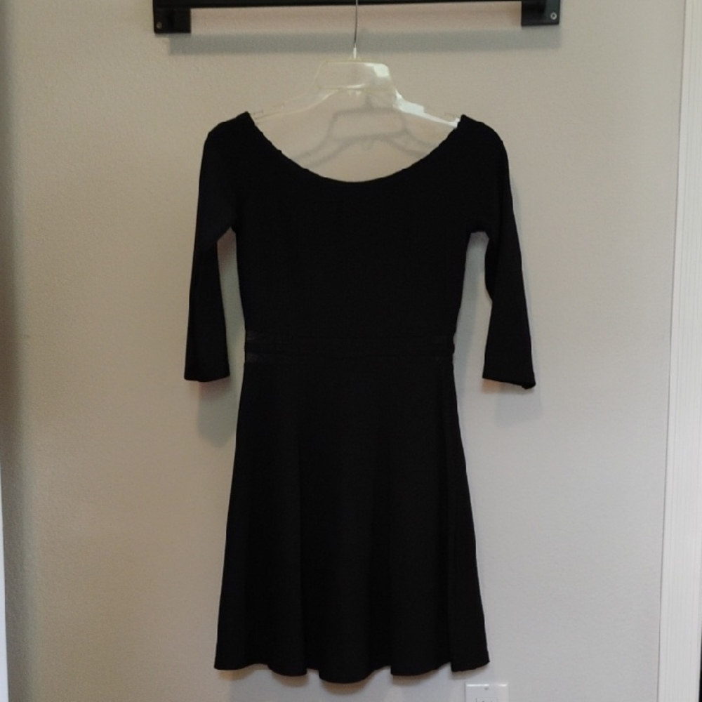 Lulu's Classic Black Long Sleeve Dress